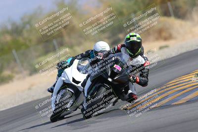 media/Nov-05-2022-SoCal Trackdays (Sat) [[f8d9b725ab]]/Turn 2 (1120am)/